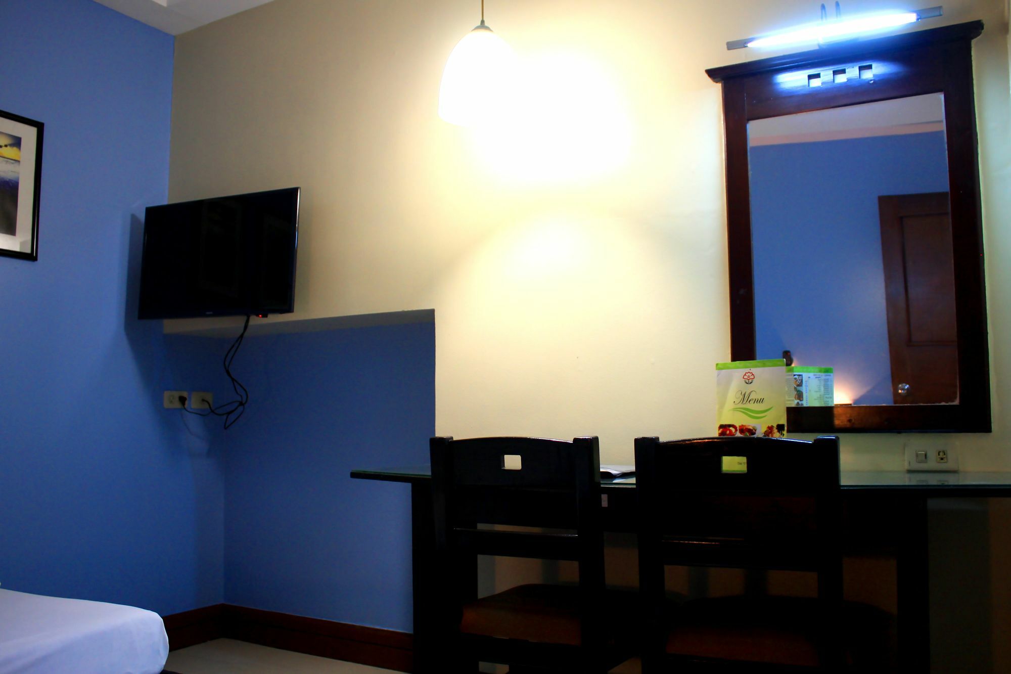 Vista Apartelle Makati City Exteriör bild